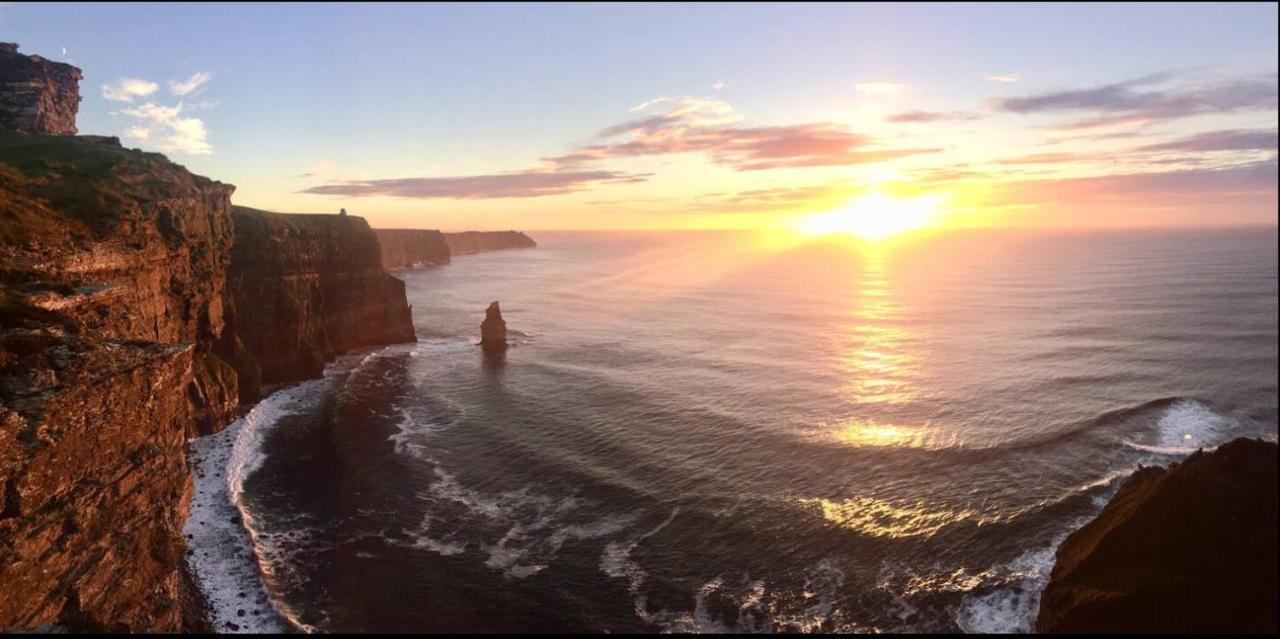 Ballyv House Villa Liscannor Esterno foto